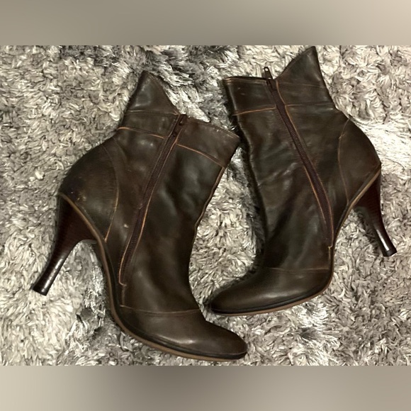 Gianni Bini Boots - Picture 4 of 4